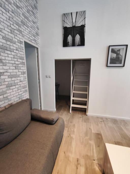 Appartement Grand Volume Calme Centre-ville Tan1 Cambrai
